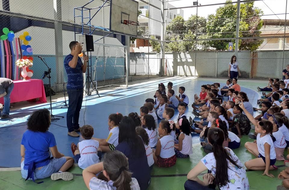 Ipatinga se destaca por contar com psicólogos na rede municipal de ensino
