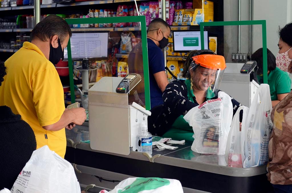 Covid-19: gestores falam sobre a nova rotina em supermercados