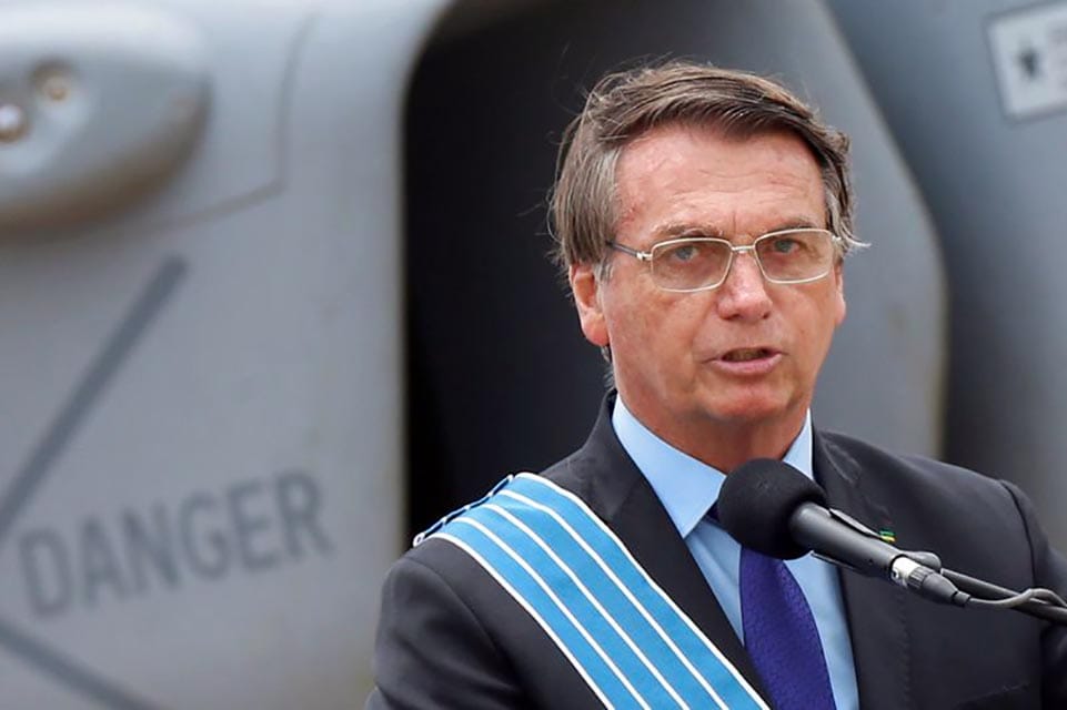 Forças Armadas estarão sempre prontas para garantir liberdade, diz Bolsonaro