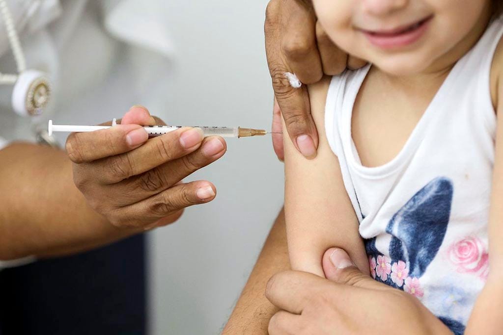 Ipatinga inicia campanha de multivacinação para crianças e adolescentes