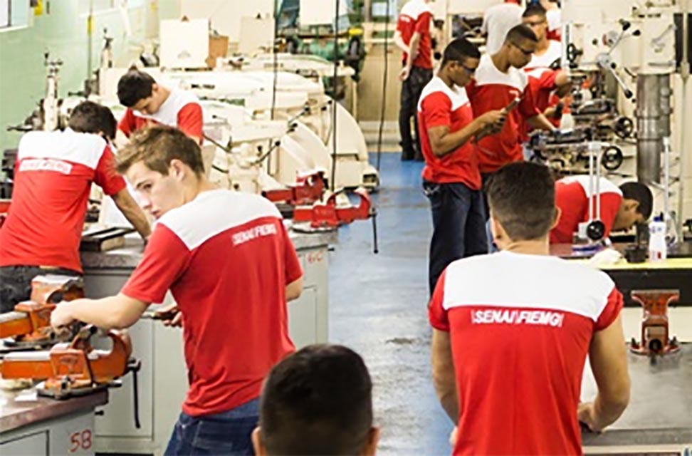 Senai abre matrículas para cursos técnicos
