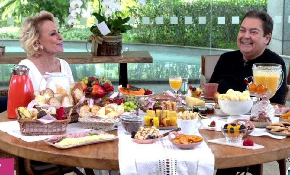 Globo começa a cobrar café da manhã de funcionários e gera pânico