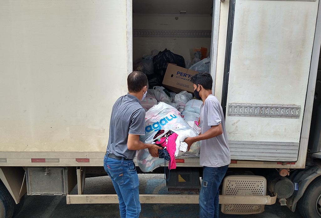 Aciapi e CDL de Ipatinga encaminham doações para Santa Maria de Itabira