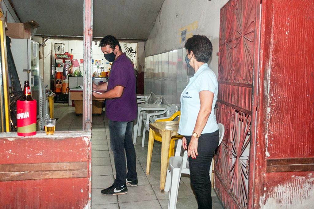 Comércios do Centro de Ipatinga são alvo de fiscalização
