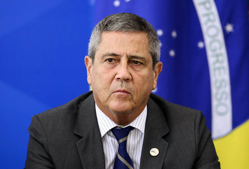 Bolsonaro determina articulação extra no combate à Covid-19