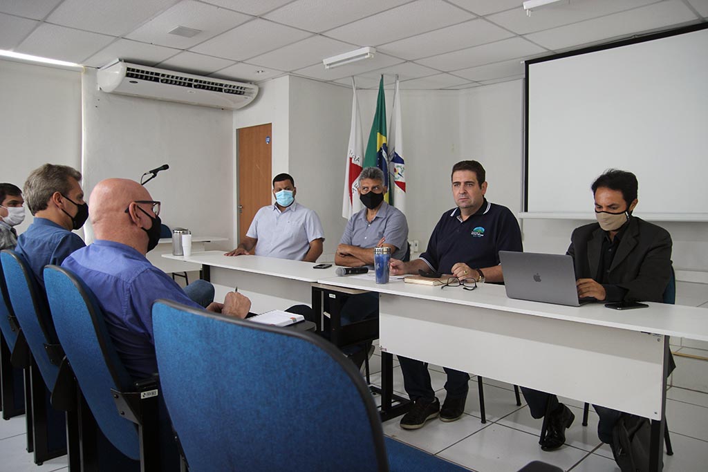 Coronel Fabriciano diz não à onda roxa
