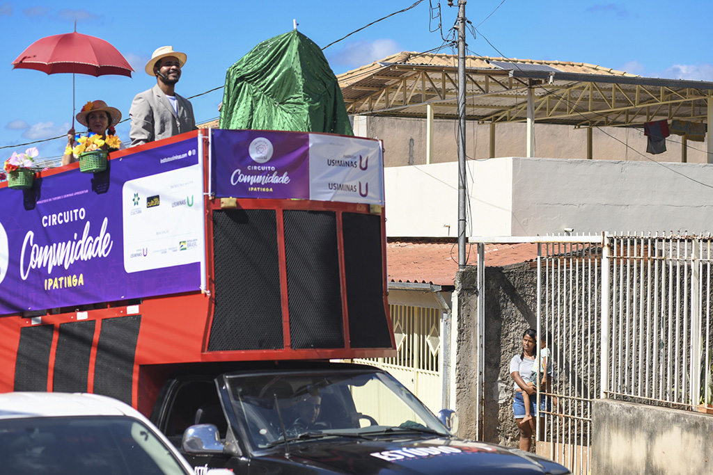 Circuito Comunidade leva homenagem às mães em bairros de Ipatinga
