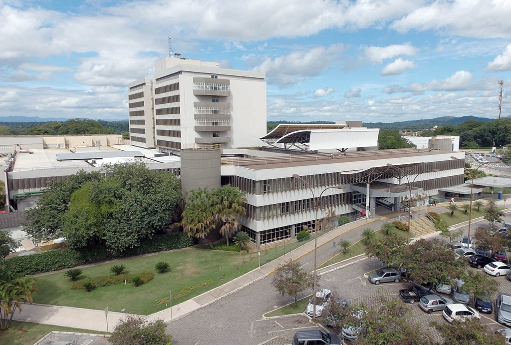 Hospital Márcio Cunha recebe recertificação internacional