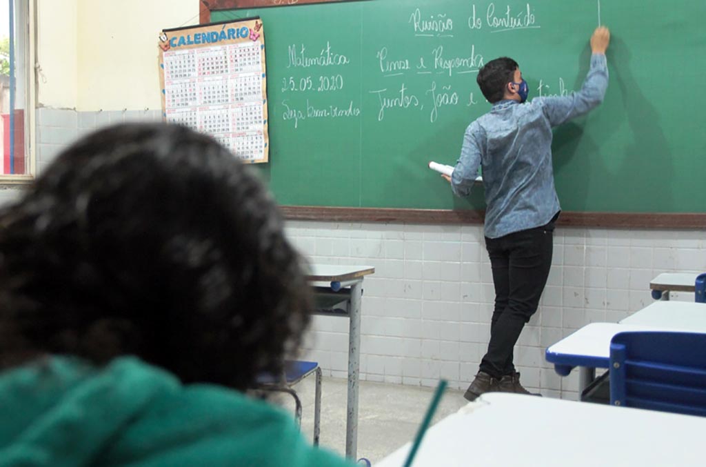 Volta às aulas será permitida na onda vermelha do Minas Consciente