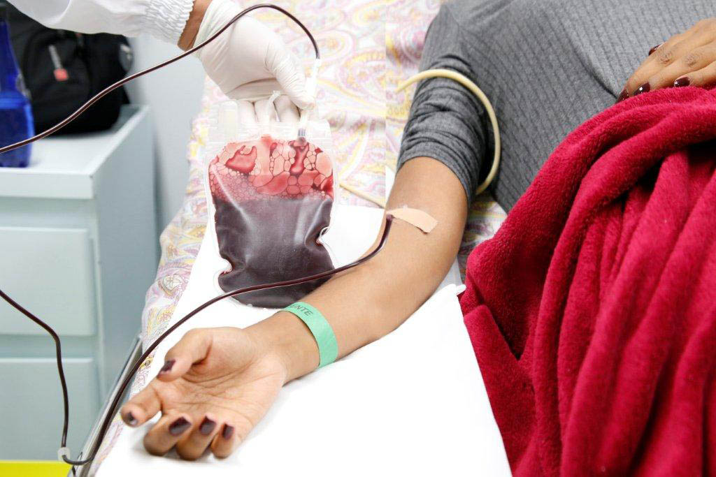 Hemominas convoca doadores de sangue O positivo e todos os grupos negativos