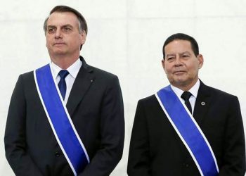 TSE rejeita, por unanimidade, cassação da chapa de Bolsonaro