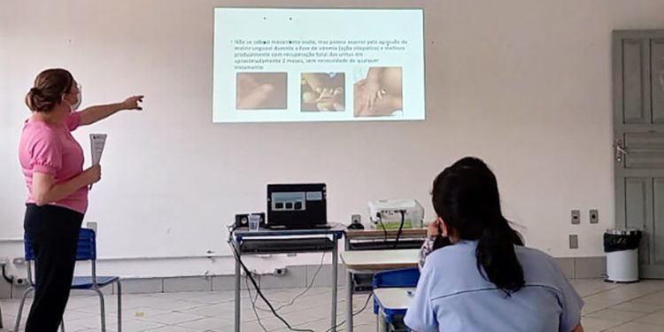 Saúde de Timóteo orienta sobre Síndrome Mão-Pé-Boca