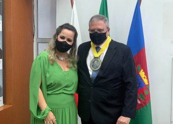 Presidente da Fiemg Regional Vale do Aço recebe homenagem na Câmara de Ipatinga