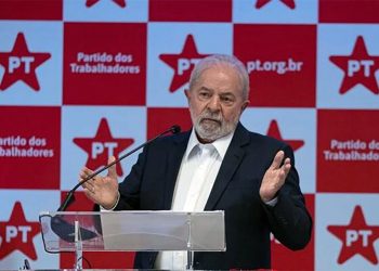 Lula afirma que Bolsonaro quer ‘destruir o que nós destruímos’