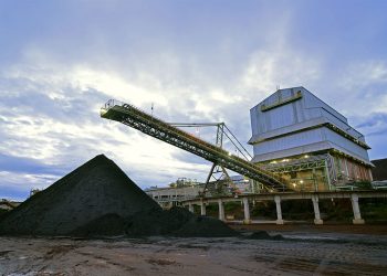 Mineração Usiminas bate recorde de produção e anuncia fim de barragem