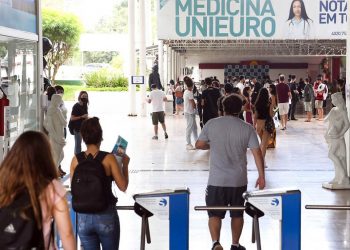 Prazo para solicitar reaplicação do Enem termina nesta sexta-feira