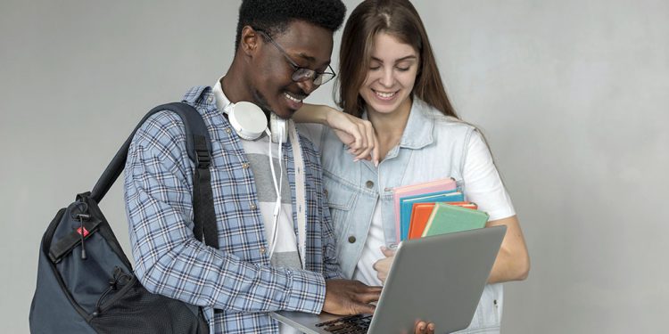 Ipatinga, governo de Minas e Senac firmam parceria para cursos gratuitos online