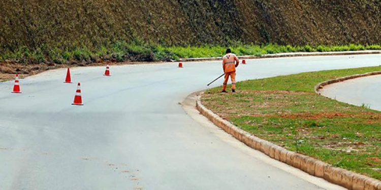 Minas honra compromissos e ajuda municípios a começarem 2022 no azul