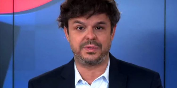 Adrilles diz que foi demitido por dar ‘tchau deturpado por canceladores’