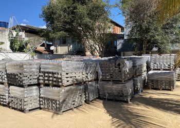 Usiminas doa materiais para a revitalização da lagoa de Ipaba