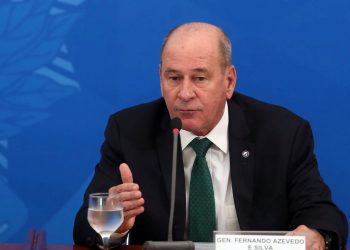 Ex-ministro Fernando Azevedo e Silva desiste de posto no TSE