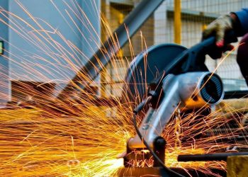 Indústria mineira tem alta do faturamento em 2021