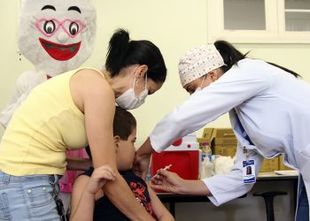 Timóteo vacina crianças entre 5 e 11 anos exclusivamente na sexta-feira