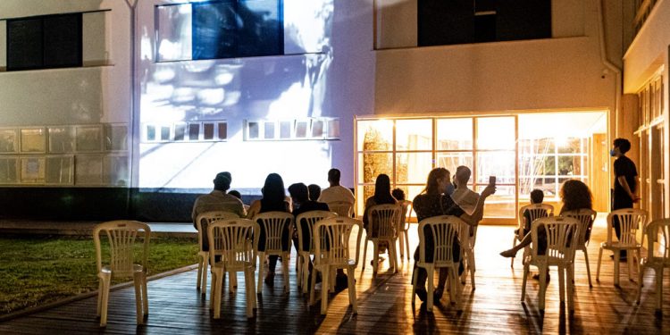 Visita noturna e Arte em Família na programação do Instituto Usiminas