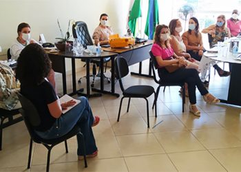 “Tocando o amanhã” ensina música para crianças e adolescentes de Guanhães