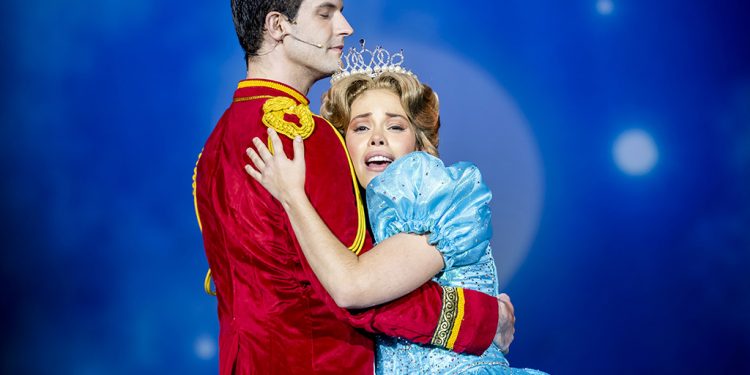Cinderella, superprodução premiada da Broadway, chega à Ipatinga