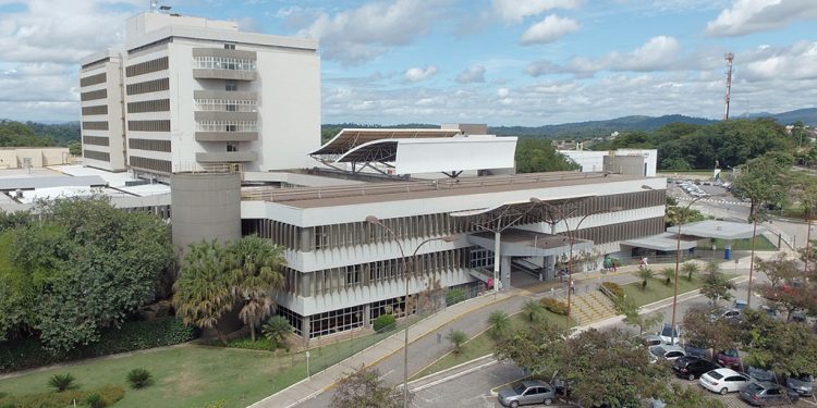 HMC celebra 57 anos como referência para o leste de Minas Gerais