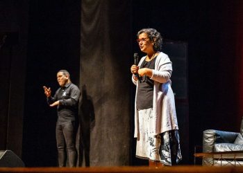 Stela Barbieri ministra curso gratuito para educadores em Ipatinga