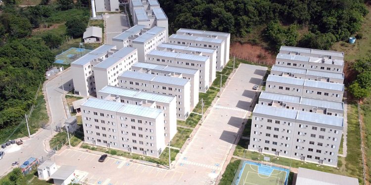 Governo Federal entrega 500 moradias a famílias de baixa renda de Fabriciano