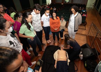 Saúde de Ipatinga lança concurso na Semana da Enfermagem