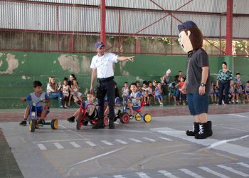 Fabriciano leva “Educação no Trânsito” para as escolas e rede de saúde