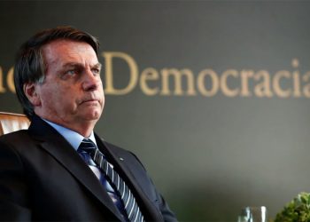 Bolsonaro alerta: “Querem me dar golpe para me tirar do poder”