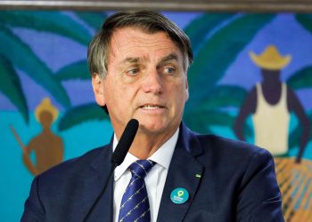 Presidente diz que vai propor à Câmara CPI para investigar Petrobras