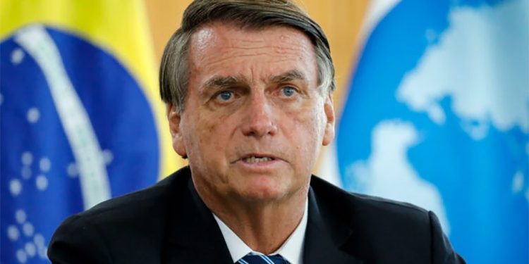Bolsonaro alerta: ‘Eleições irão definir se viveremos como brasileiros ou venezuelanos’