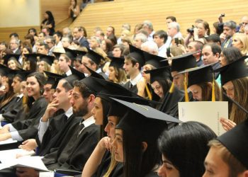 Cursos de medicina terão novo teto de financiamento no Fies