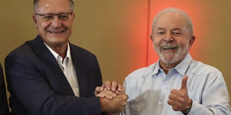 Vice de Lula, Alckmin responde a processo movido pelo PT