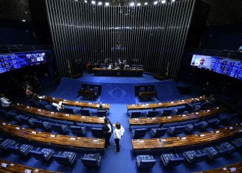 Senado aprova crédito consignado para beneficiário do Auxílio Brasil