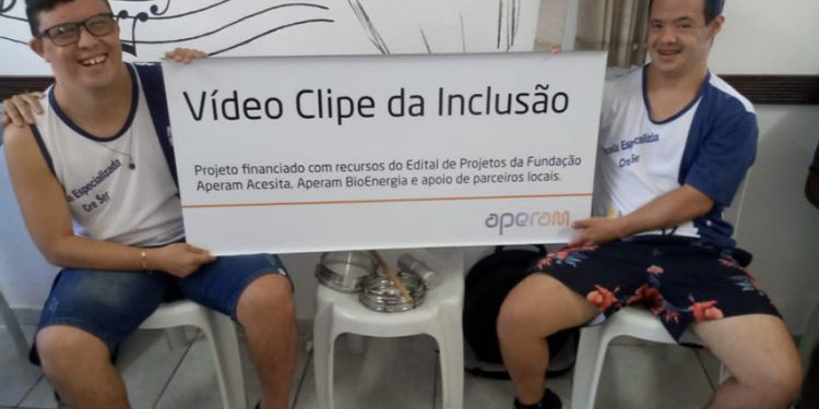 Apae de Timóteo promove inclusão por meio de videoclipes