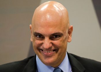 Indústria se une contra decisão de Moraes que suspende corte no IPI