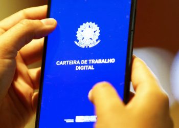 Brasil gerou mais de 218 mil empregos formais em julho