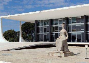 STF vota amanhã reajuste de salários de ministros e juízes