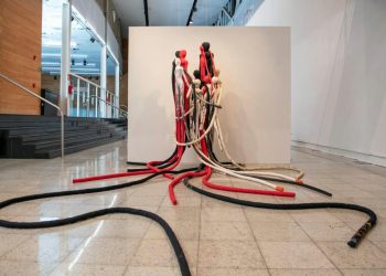 Instituto Usiminas promove palestra com o curador da exposição de artes visuais