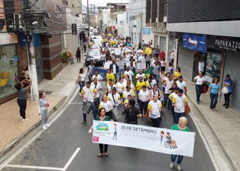 Caminhada marca o Dia Nacional de Luta da Pessoa com Deficiência em Fabriciano