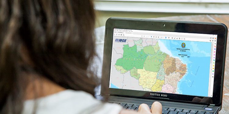 IBGE lança nova edição do Mapa Político do Brasil