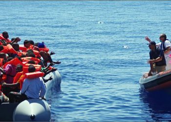 Migrantes do Líbano se arriscam no mar para fugir de crise