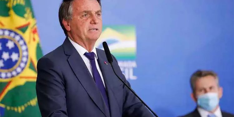 Campanha de Bolsonaro recebe mais de 300 mil doações em Pix